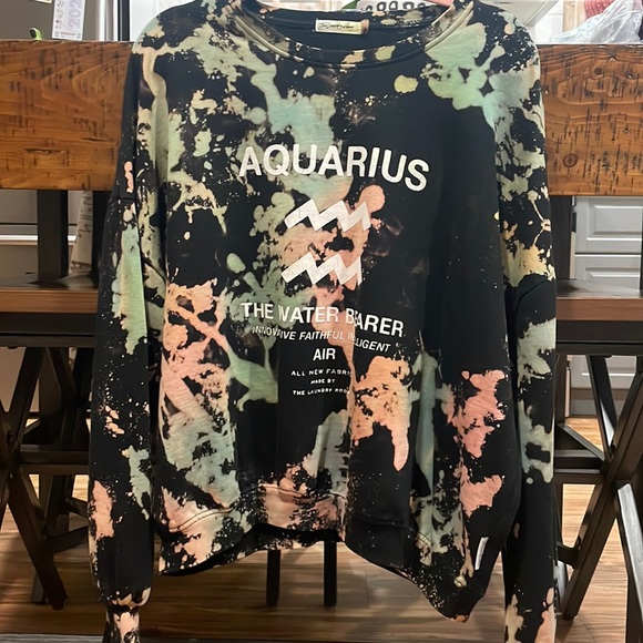 The Laundry Room (TLR) Aquarius Sweatshirt - Picture 1 of 4